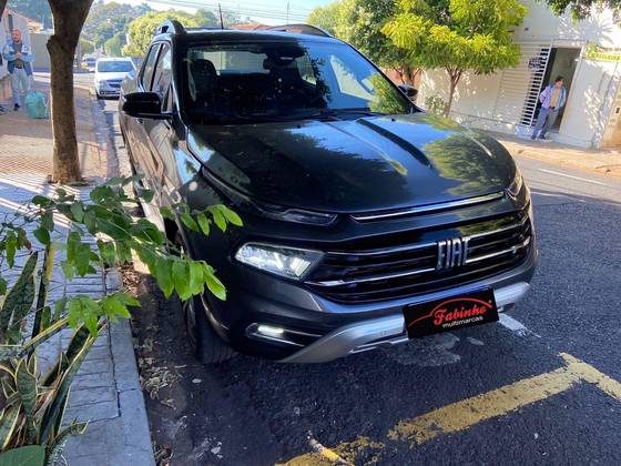 FIAT TORO 1.3 TURBO 270 FLEX VOLCANO AT6 FIAT TORO 1.3 TURBO 270 FLEX VOLCANO AT6